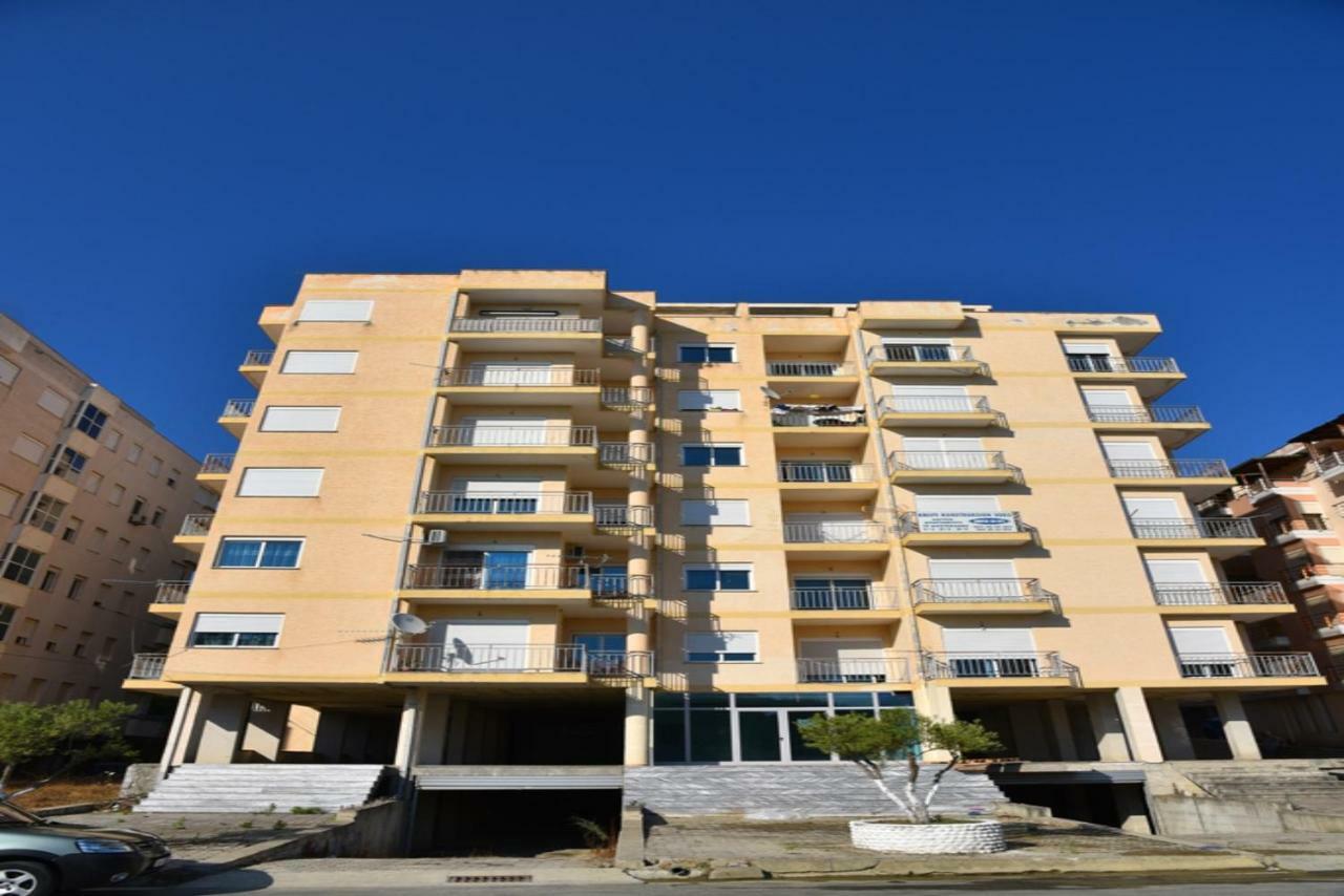 Gzim'S Apartment Δυρράχιο Εξωτερικό φωτογραφία