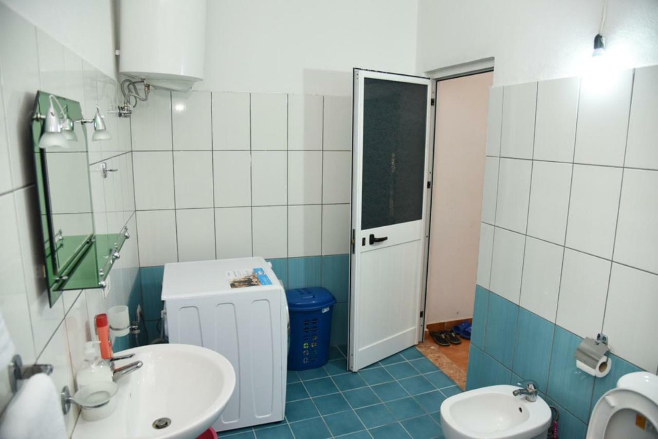 Gzim'S Apartment Δυρράχιο Εξωτερικό φωτογραφία